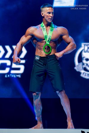 MEN'S PHYSIQUE НОВИЧКИ